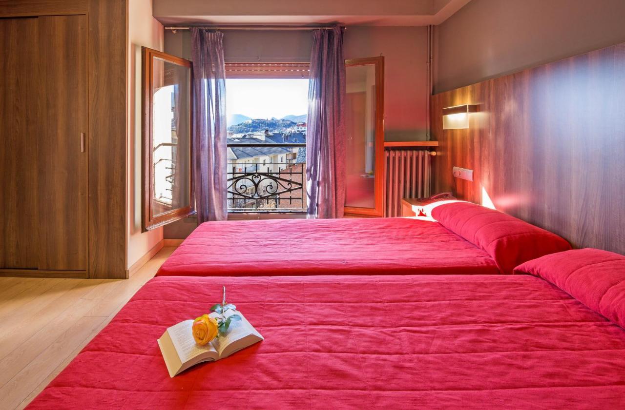 Avenida Hotel *